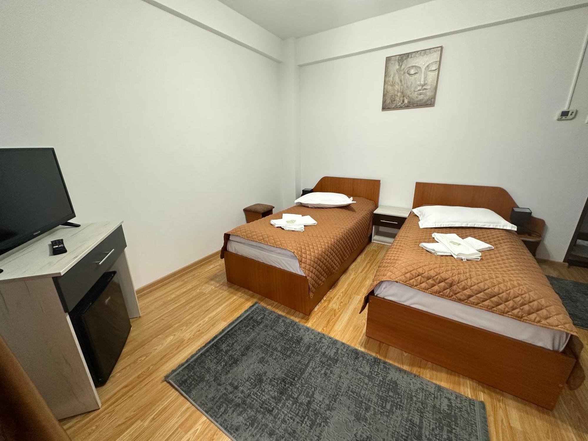 Casa Rustic Cazare Piteşti Exterior foto