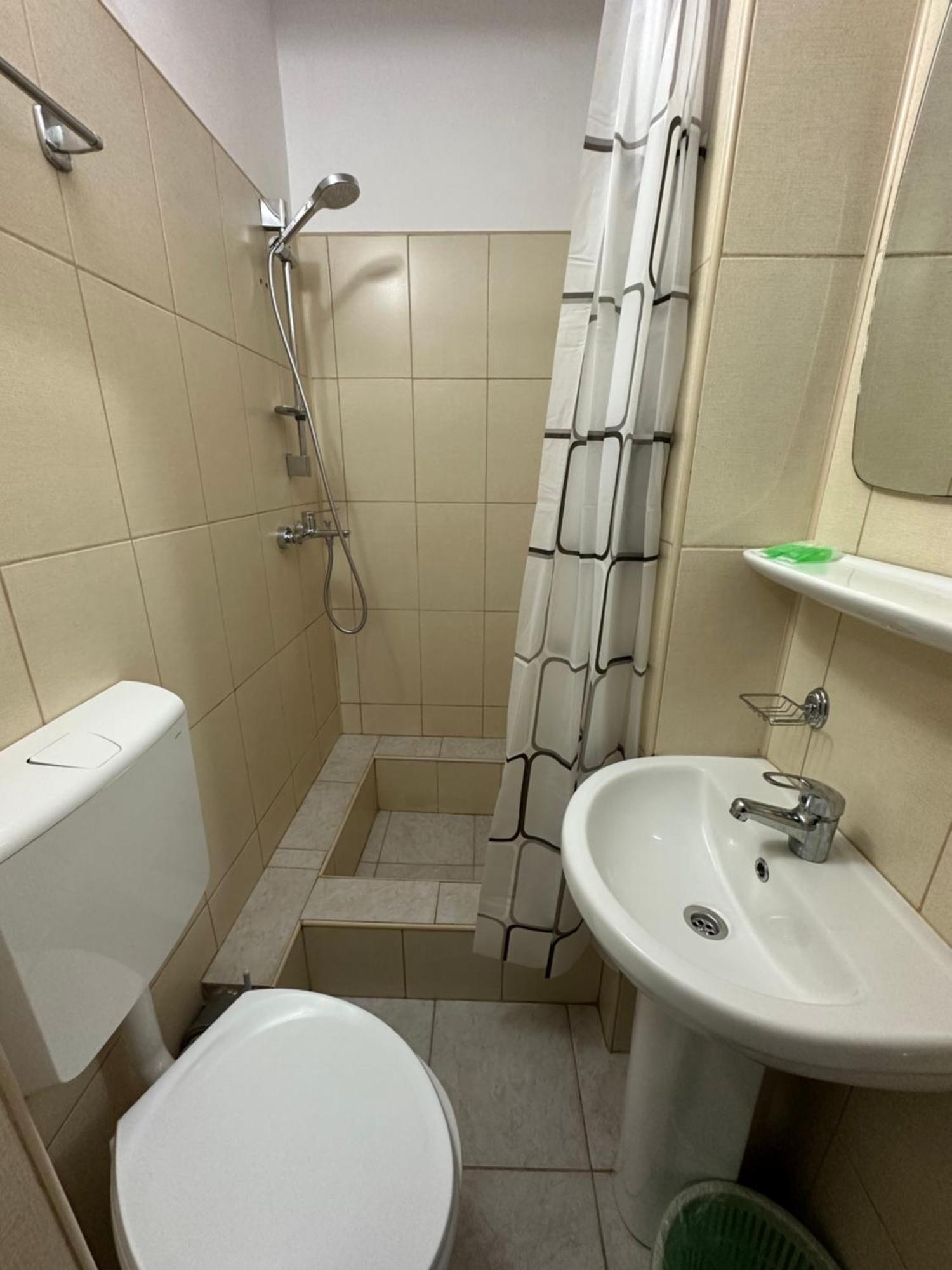 Casa Rustic Cazare Piteşti Exterior foto